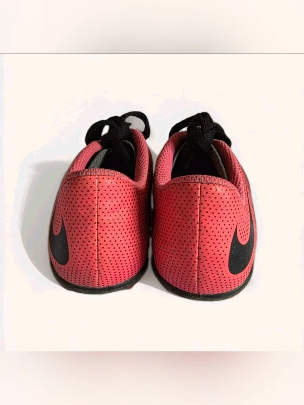 Nike Youth Soccer Cleats Girls Boys Shoes Pink/Black - Size 11C Lace Up